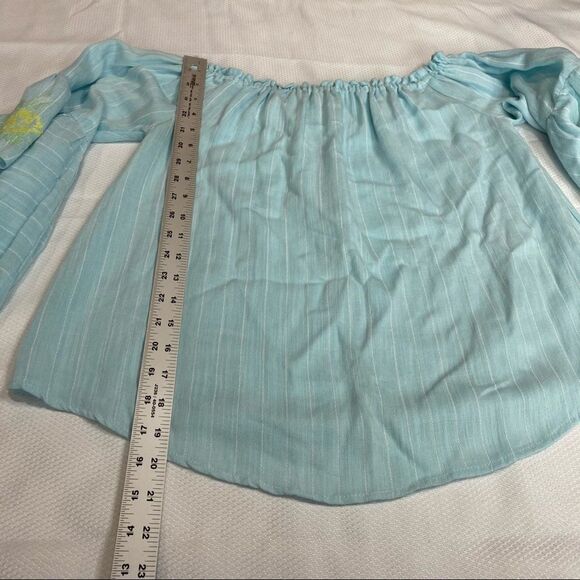 Miami‎ Turquoise Floral Embroidered Bell Sleeve Top - Picture 6 of 8